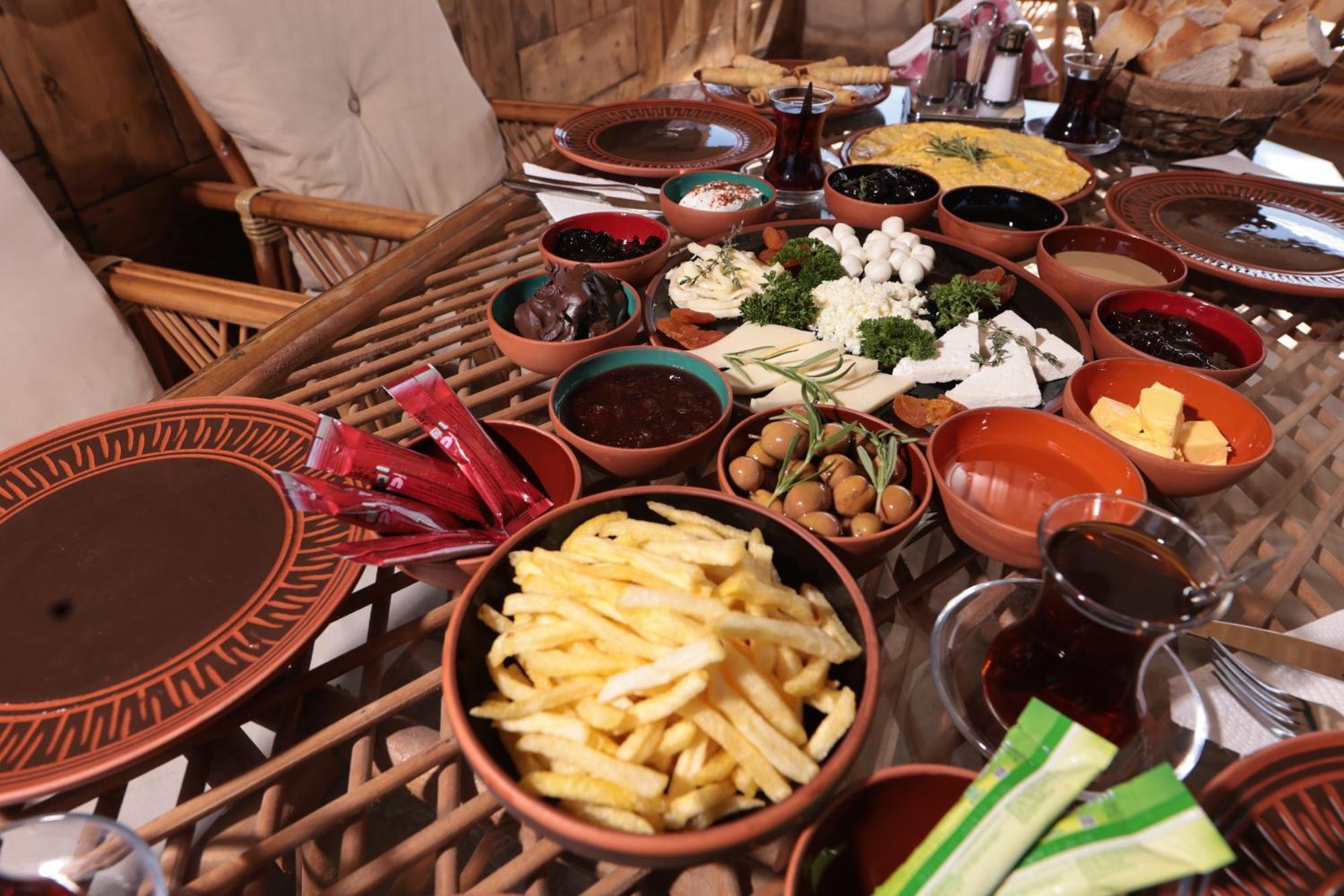 Stone Owl Otel & Restaurant 우치사르 외부 사진