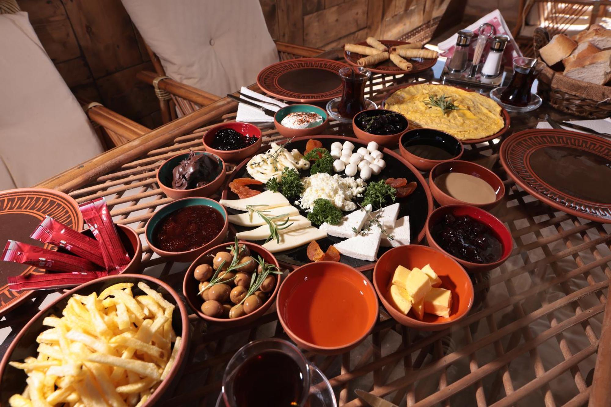 Stone Owl Otel & Restaurant 우치사르 외부 사진